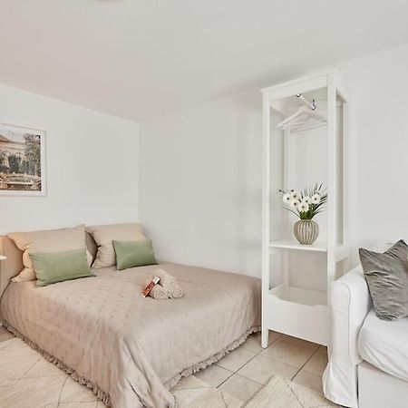 Ferienwohnung Mona - Idyllisches Oertchen Buchen  Exterior foto